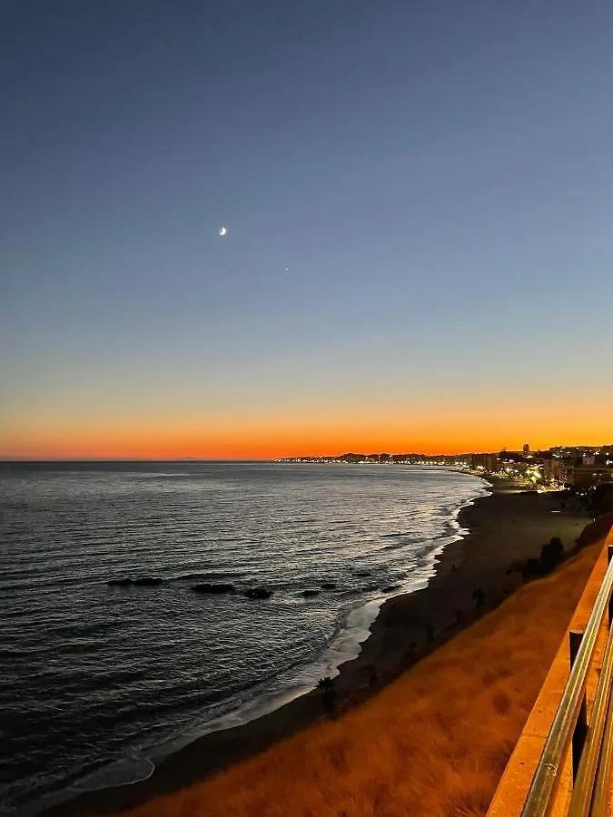 New City Penthouse Near Beach With Sunny Balcony Fuengirola Apartamento