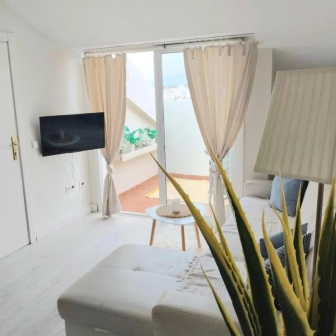 New City Penthouse Near Beach With Sunny Balcony Fuengirola Apartment
