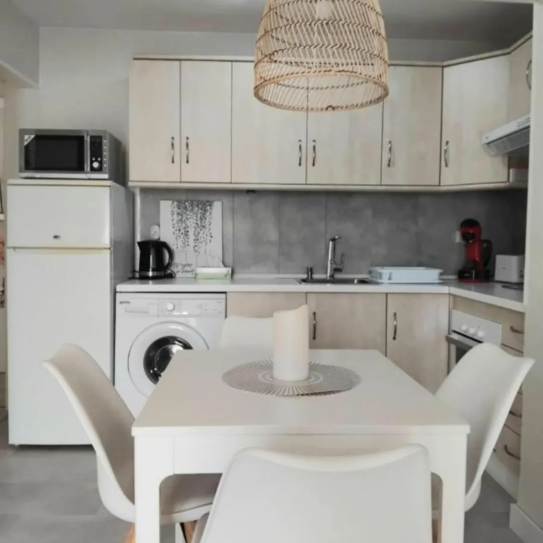 New City Penthouse Near Beach With Sunny Balcony Fuengirola