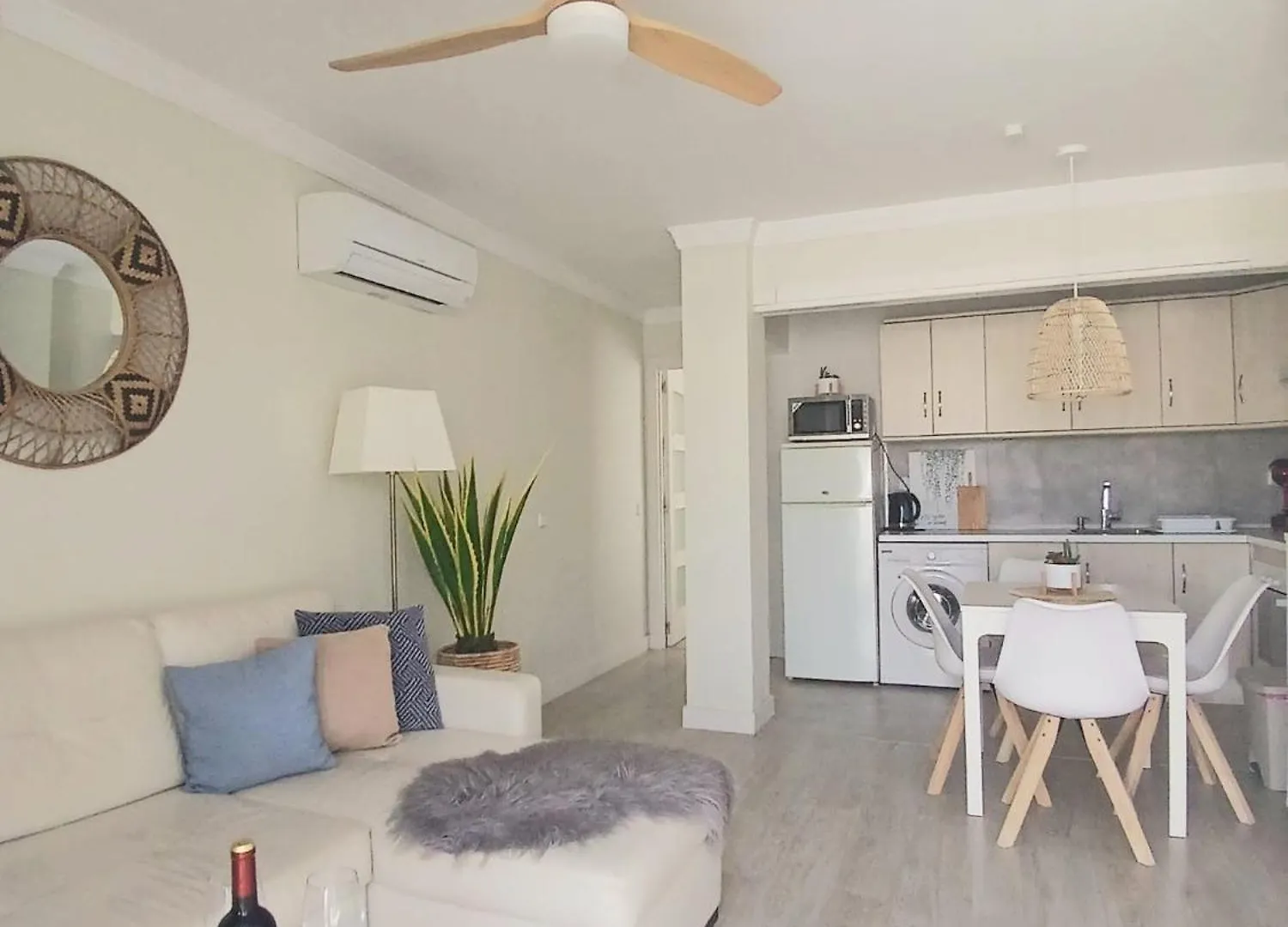 New City Penthouse Near Beach With Sunny Balcony Fuengirola Apartamento